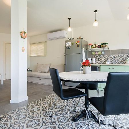Homey Suite In Zichron Yaakov Zikhron Ya'akov Dış mekan fotoğraf