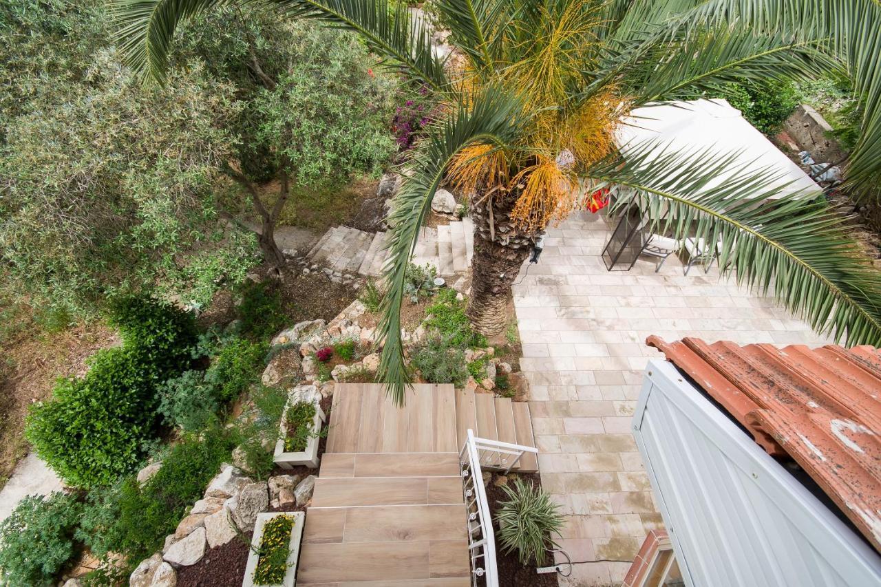 Homey Suite In Zichron Yaakov Zikhron Ya'akov Dış mekan fotoğraf